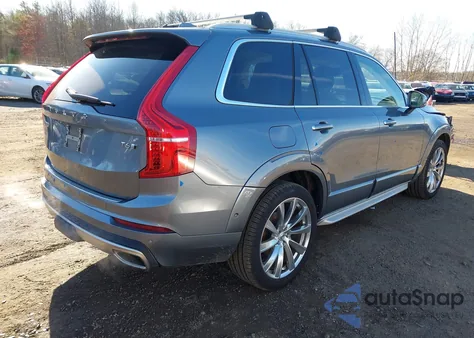 2016 Volvo Xc90 T6 Inscription z USA, uszkodzony, nr VIN YV4A22PL6G1001097